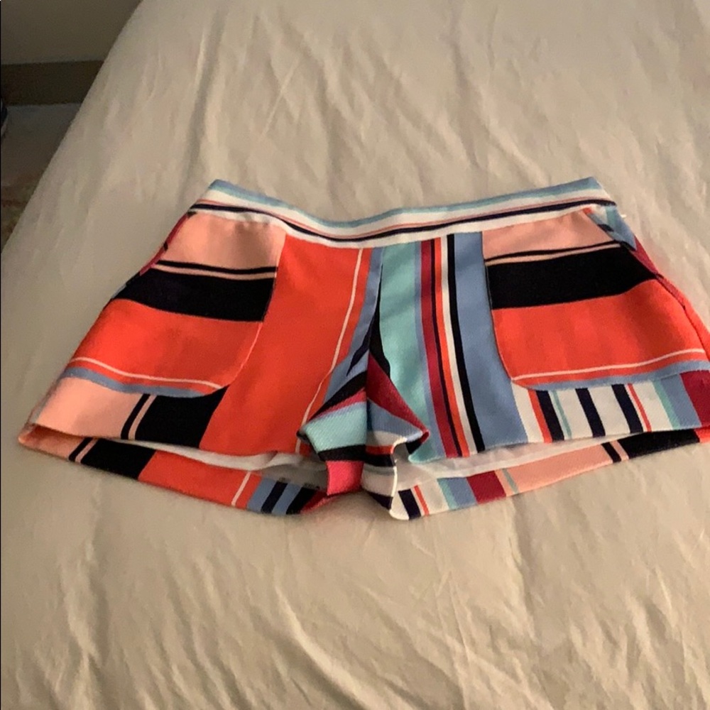 Women’s pattern shorts
